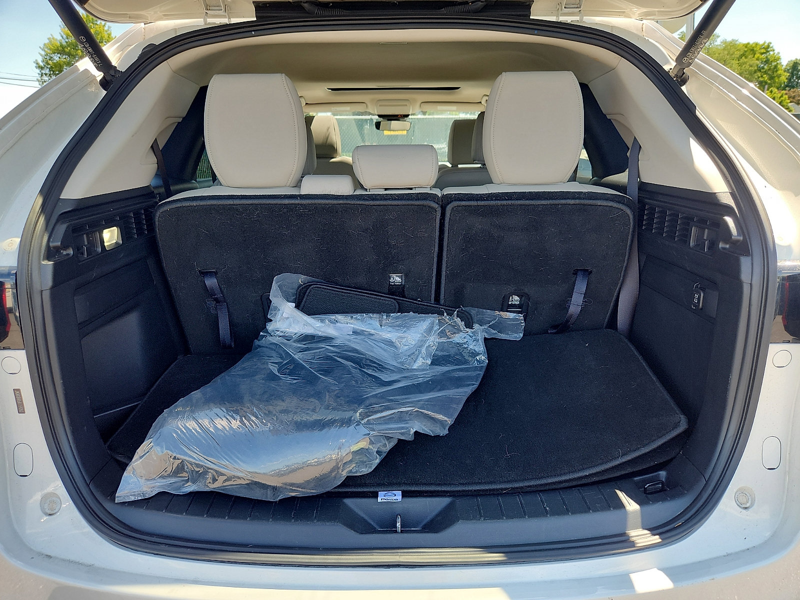 Certified 2024 MAZDA CX-90 Plug-In Hybrid w/ Preferred AWD/4WD image 33
