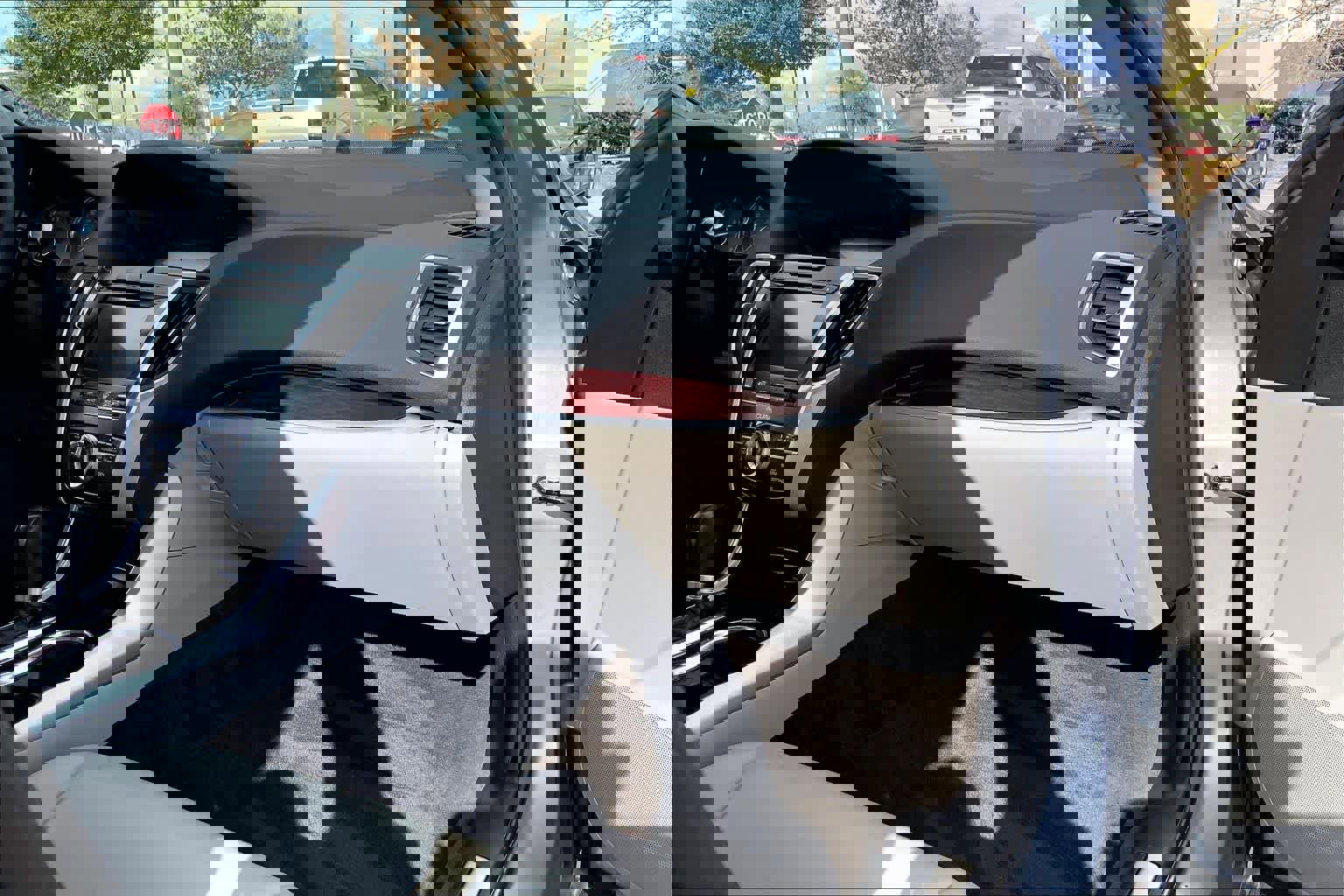 Used 2016 Acura TLX image 18