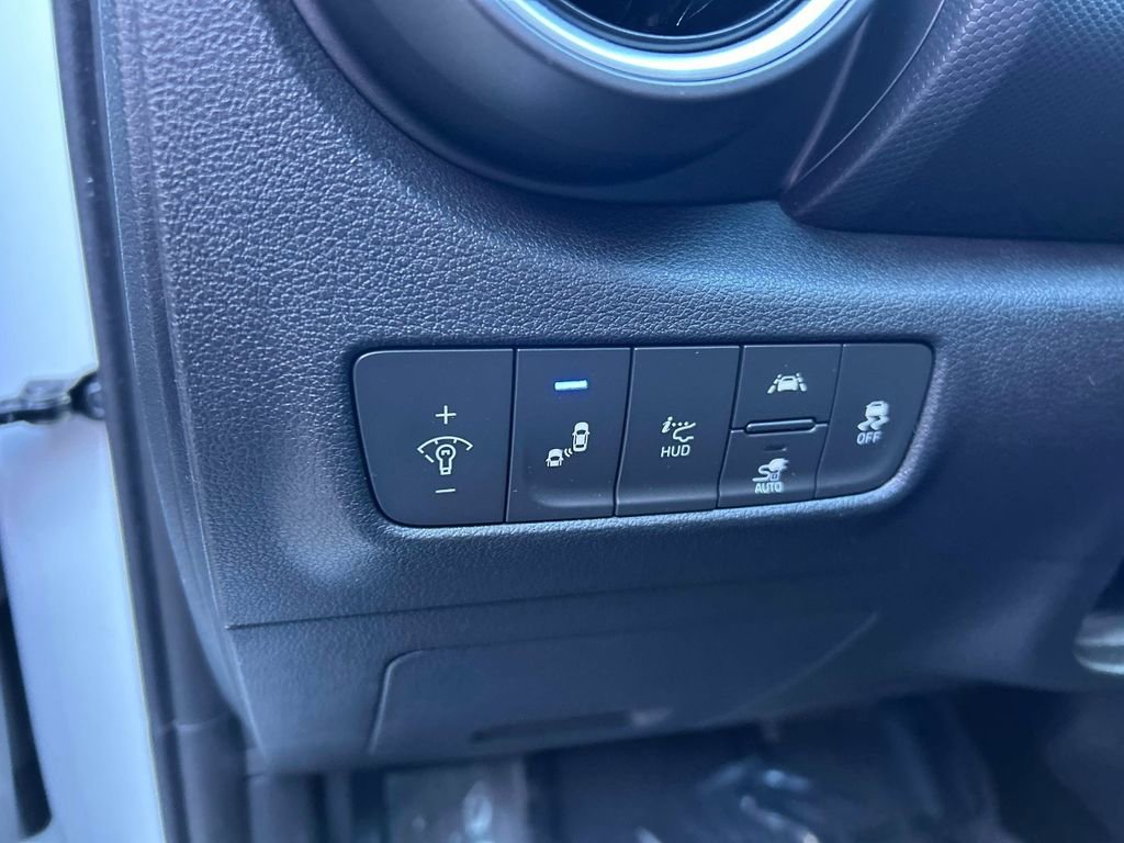Used 2019 Hyundai Kona Ultimate FWD image 22