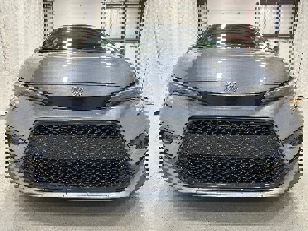 Used 2025 Toyota Corolla XSE image 2