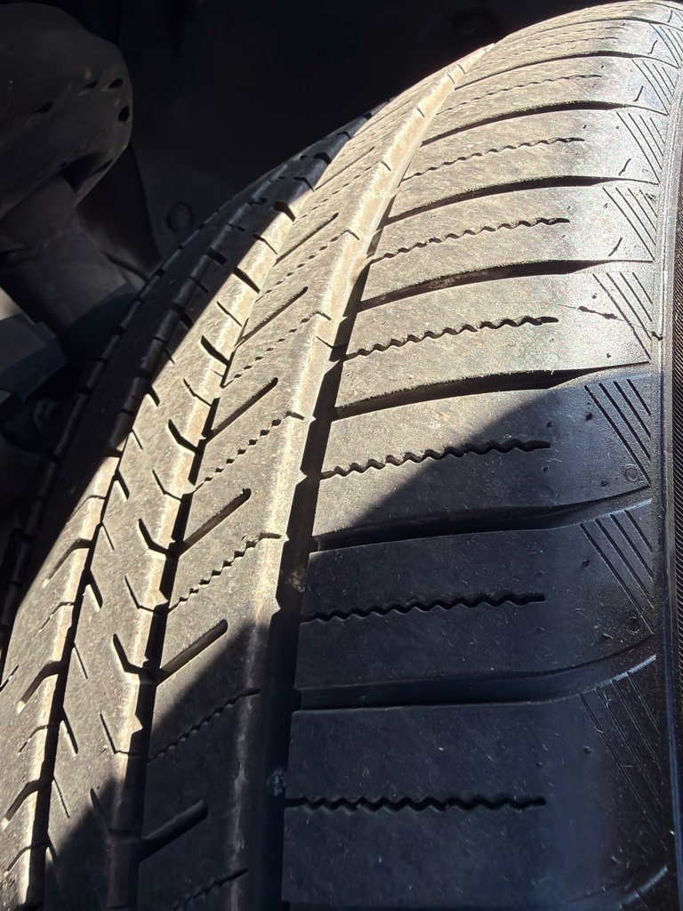 Used 2023 Honda Passport EX-L image 5