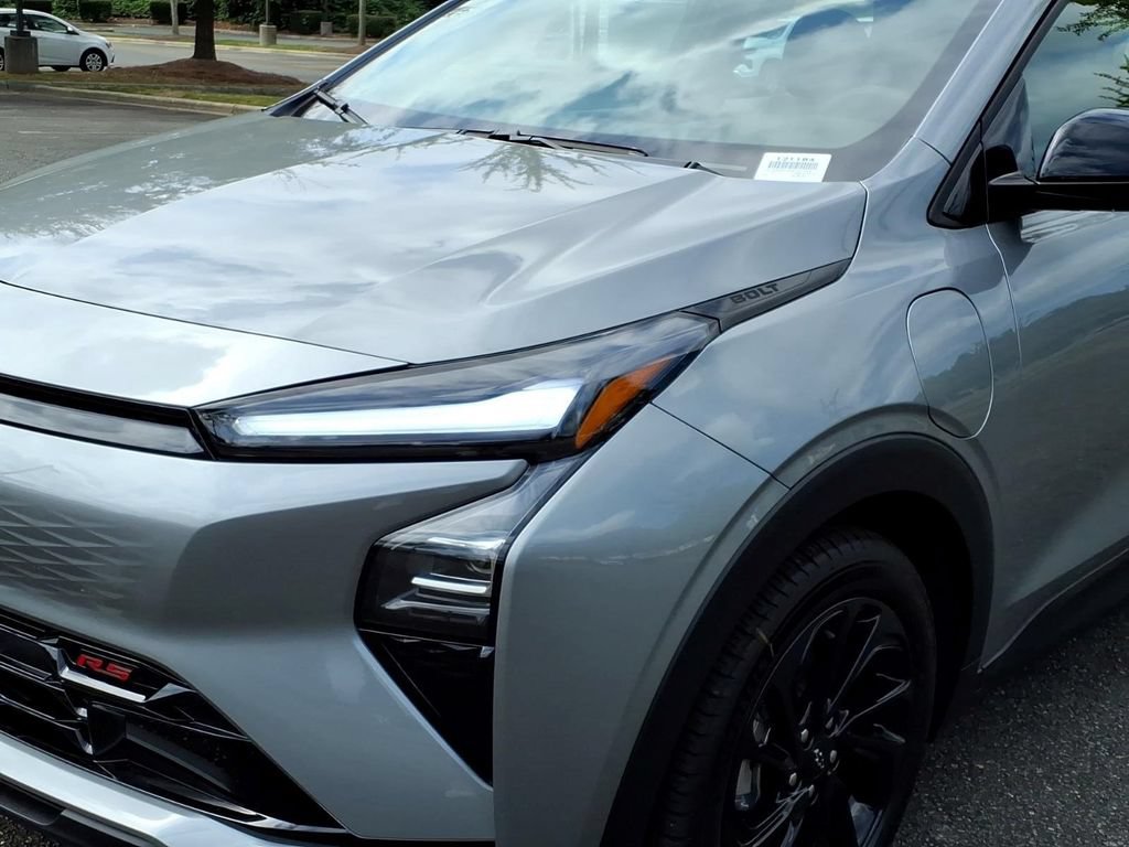 New 2027 Chevrolet Bolt RS w/ Technology Package FWD image 26