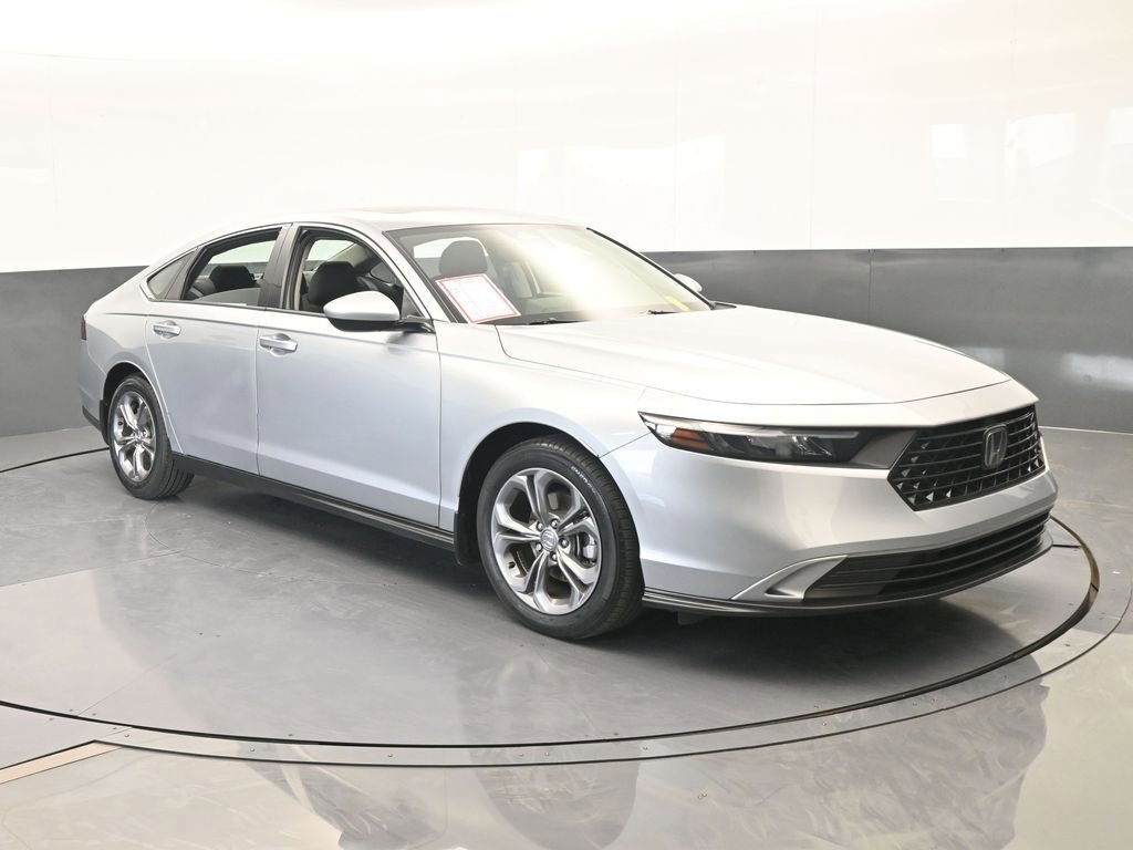 Used 2024 Honda Accord EX image 8