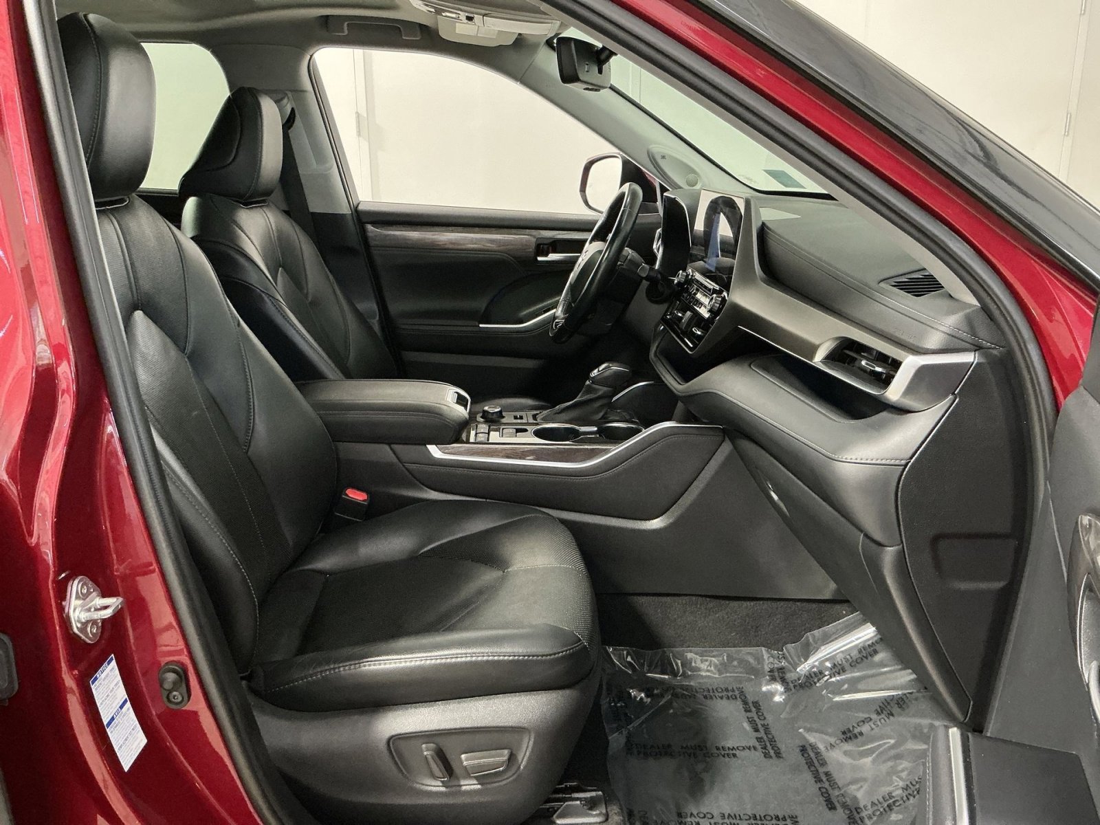 Used 2020 Toyota Highlander Limited image 35