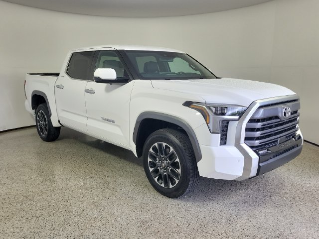 Used 2026 Toyota Tundra Limited AWD/4WD image 4