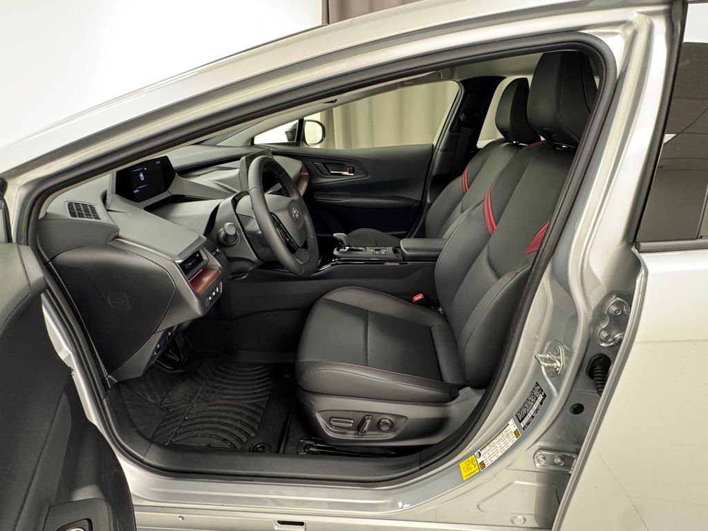 Used 2024 Toyota Prius Prime Premium image 10