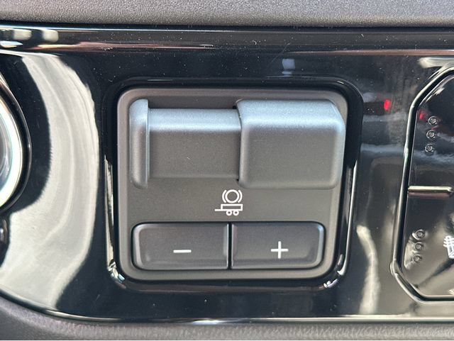 New 2026 GMC Sierra 1500 Elevation w/ Elevation Premium Package AWD/4WD image 22