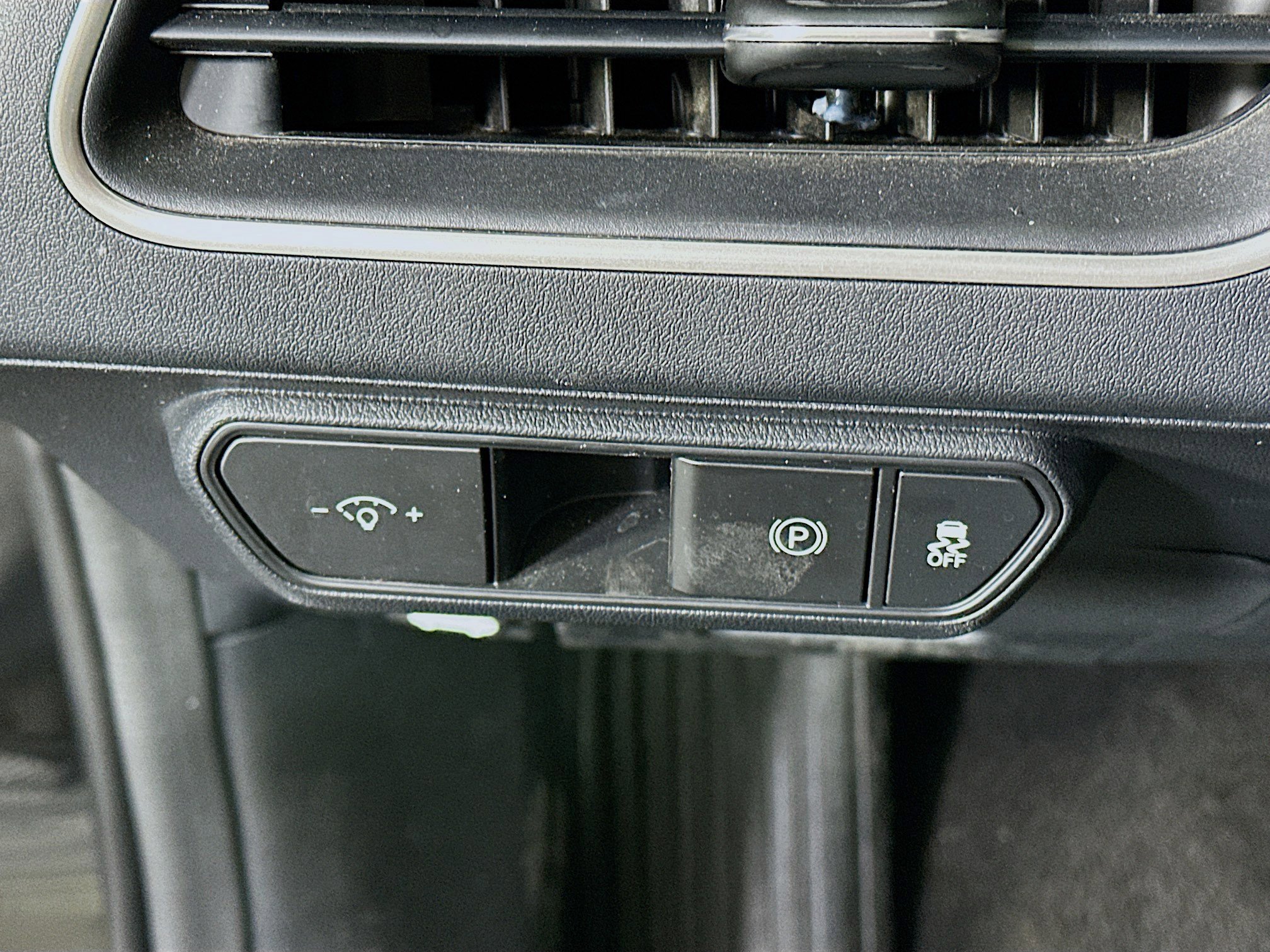 Used 2025 Kia K4 FWD image 17