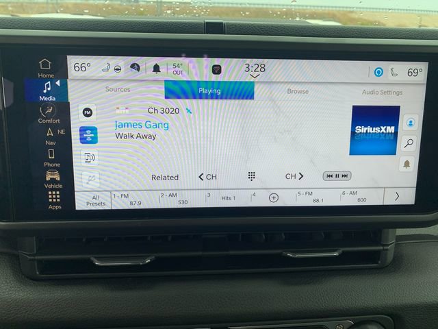 New 2024 Jeep Gladiator Sport image 35