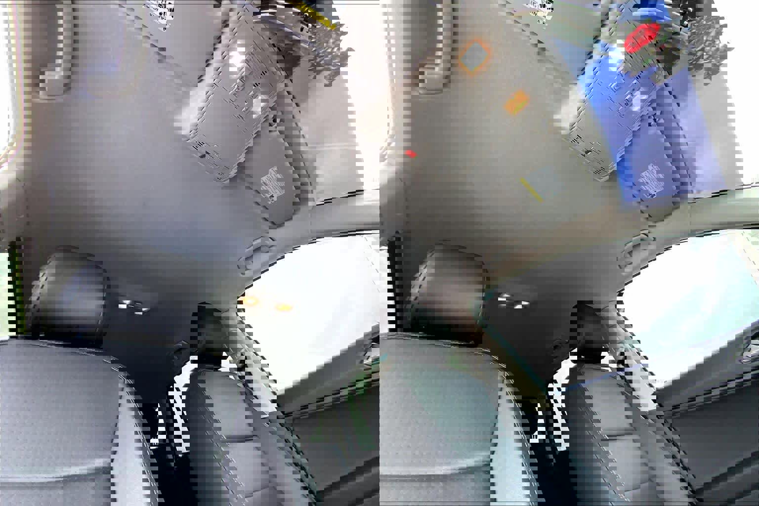 Used 2020 Volkswagen Tiguan SE image 14