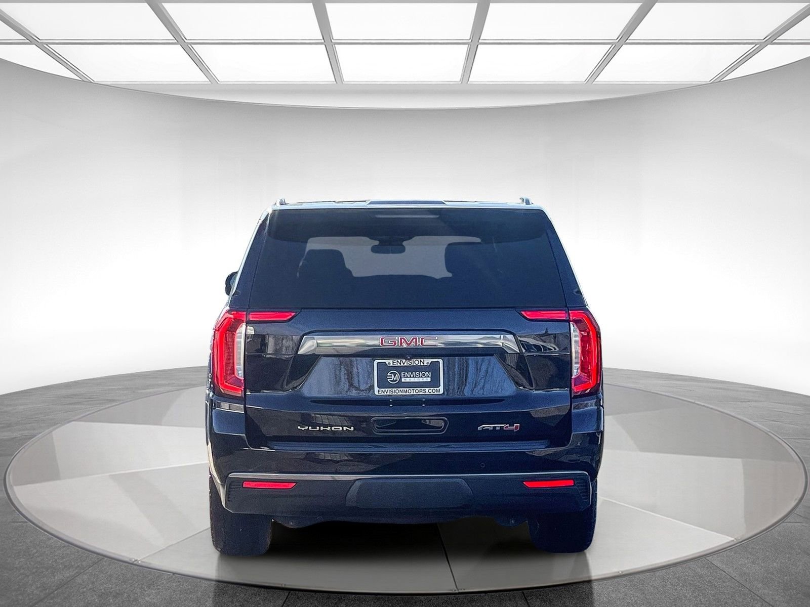 Used 2023 GMC Yukon XL AT4 w/ AT4 Premium Plus Package image 3