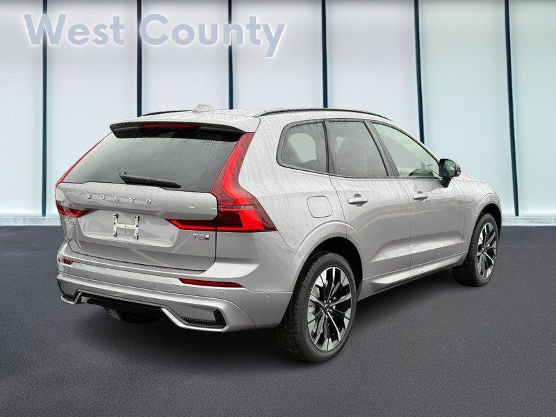 New 2026 Volvo XC60 T8 Plus AWD/4WD image 3