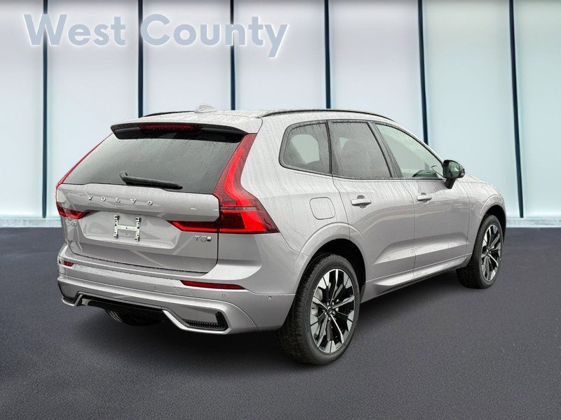 New 2026 Volvo XC60 T8 Plus w/ Climate Package image 3