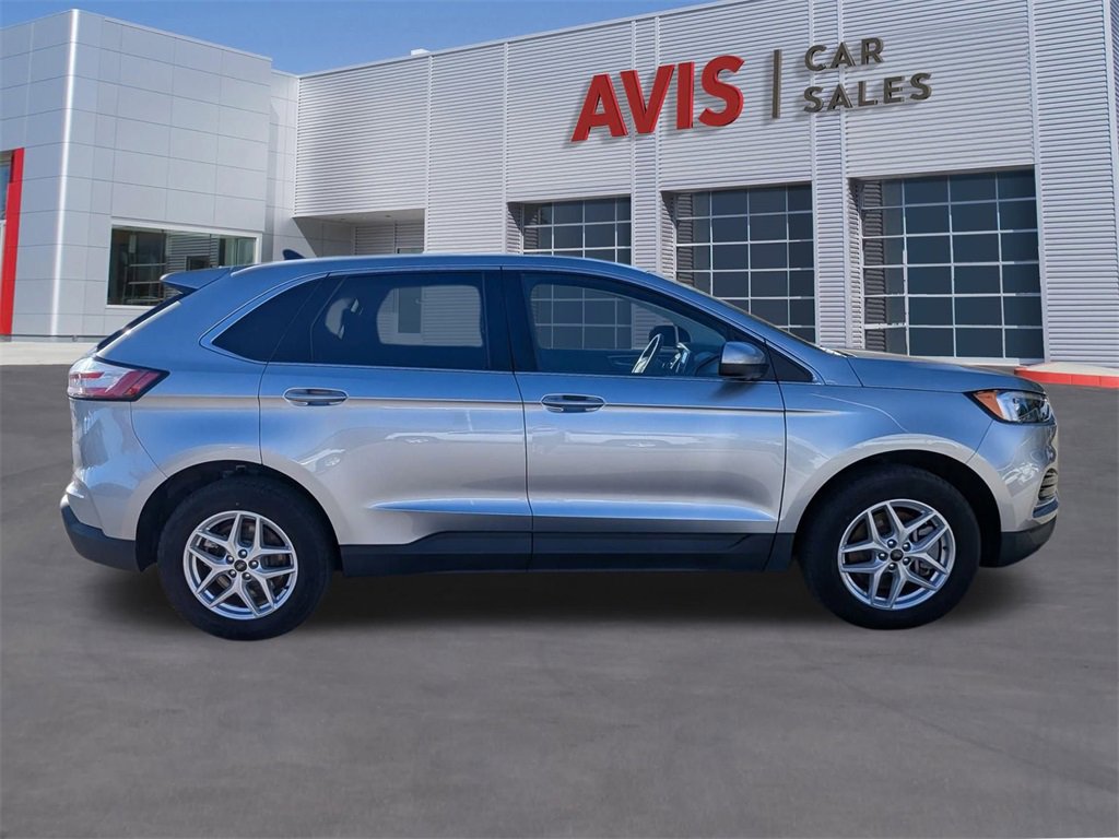 Used 2024 Ford Edge SEL image 5