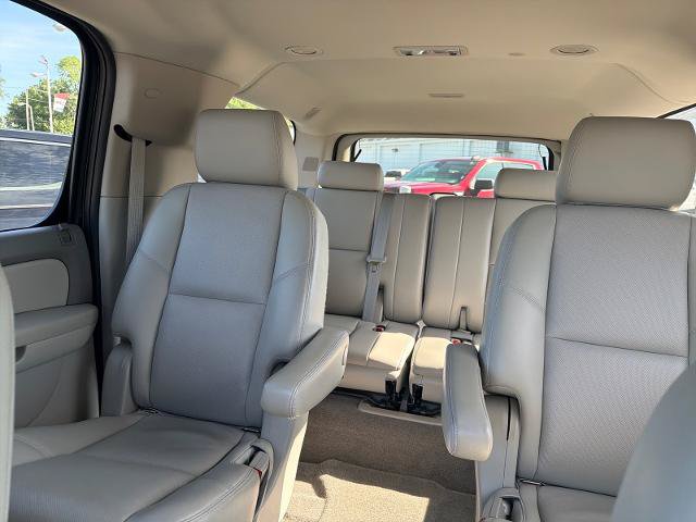 Used 2011 Chevrolet Suburban LTZ AWD/4WD image 7