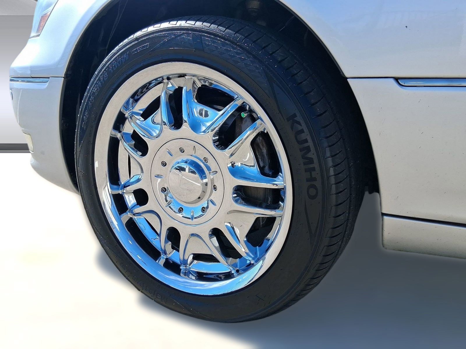 Used 2004 Lexus LS 430 image 12