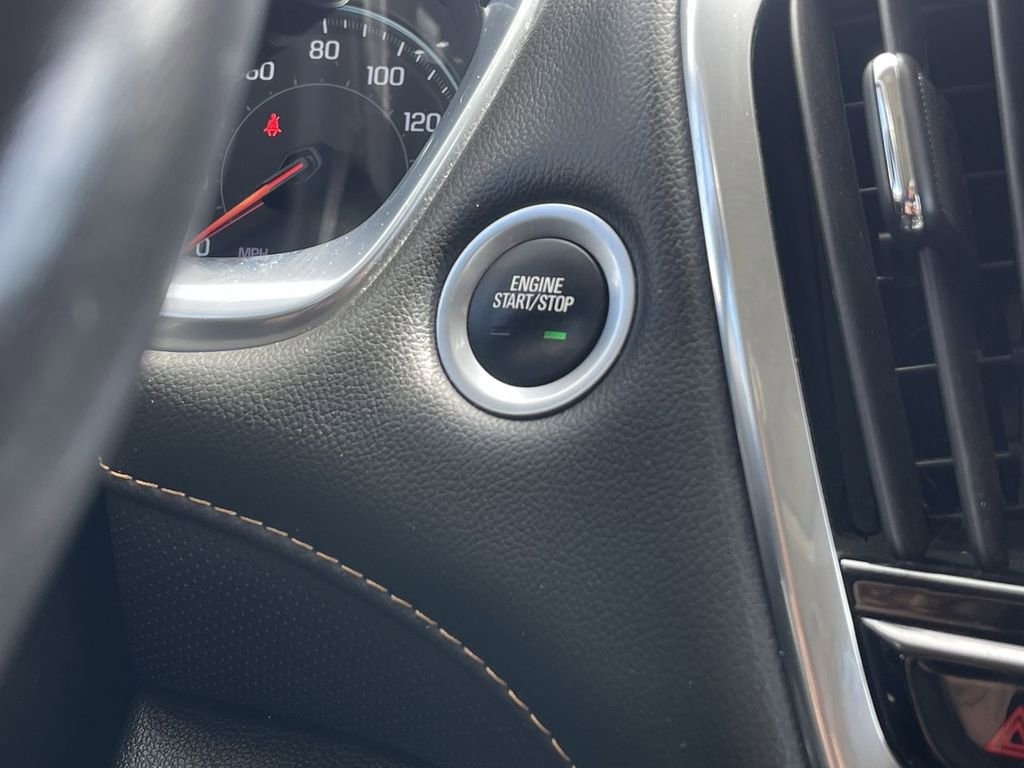 Used 2021 Chevrolet Traverse Premier w/ Redline Edition AWD/4WD image 17
