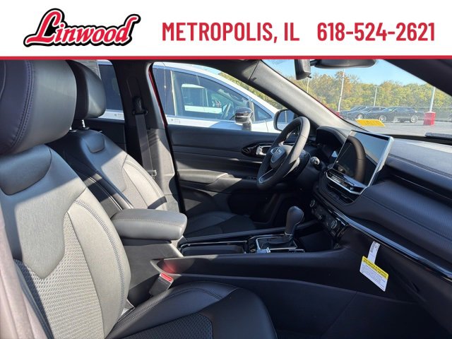 New 2026 Jeep Compass Latitude image 8