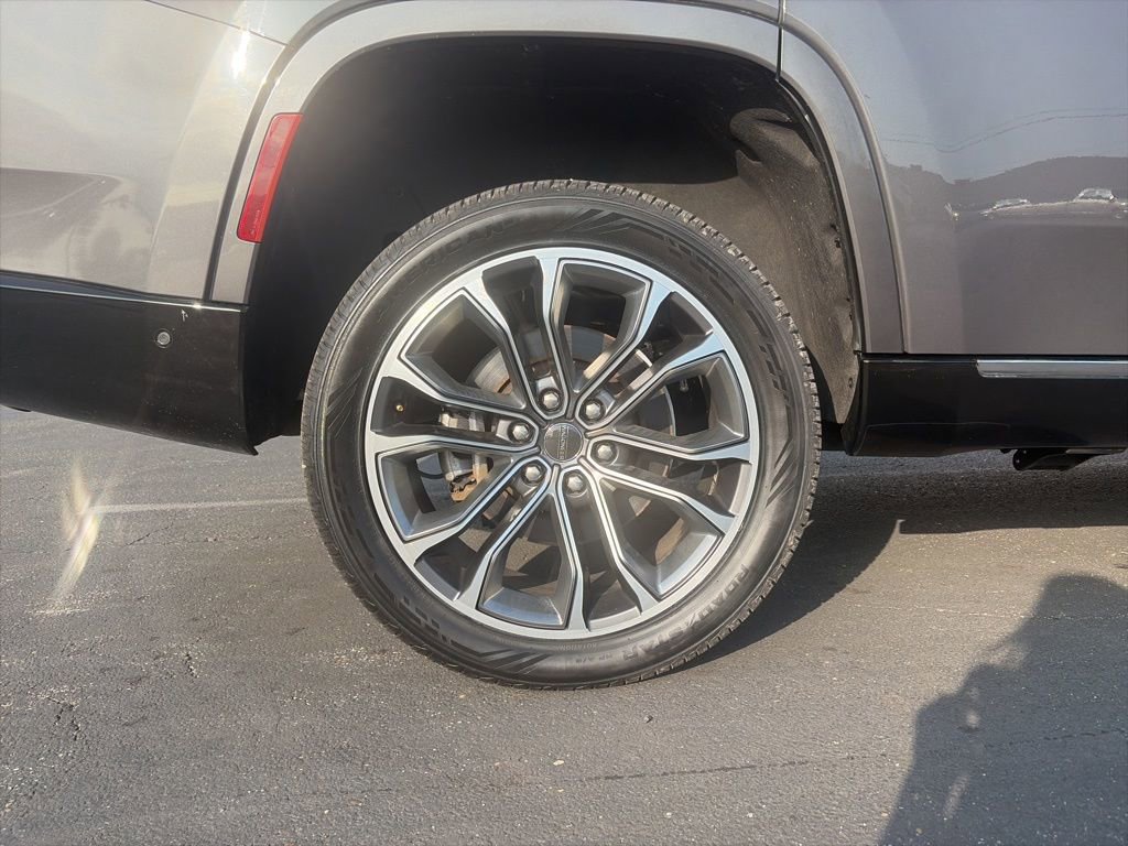 Used 2022 Jeep Grand Wagoneer Series III image 9