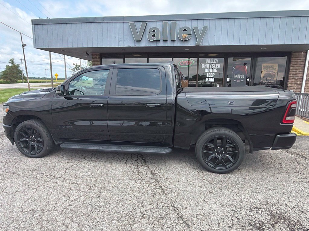 Used 2024 RAM 1500 Laramie AWD/4WD image 10
