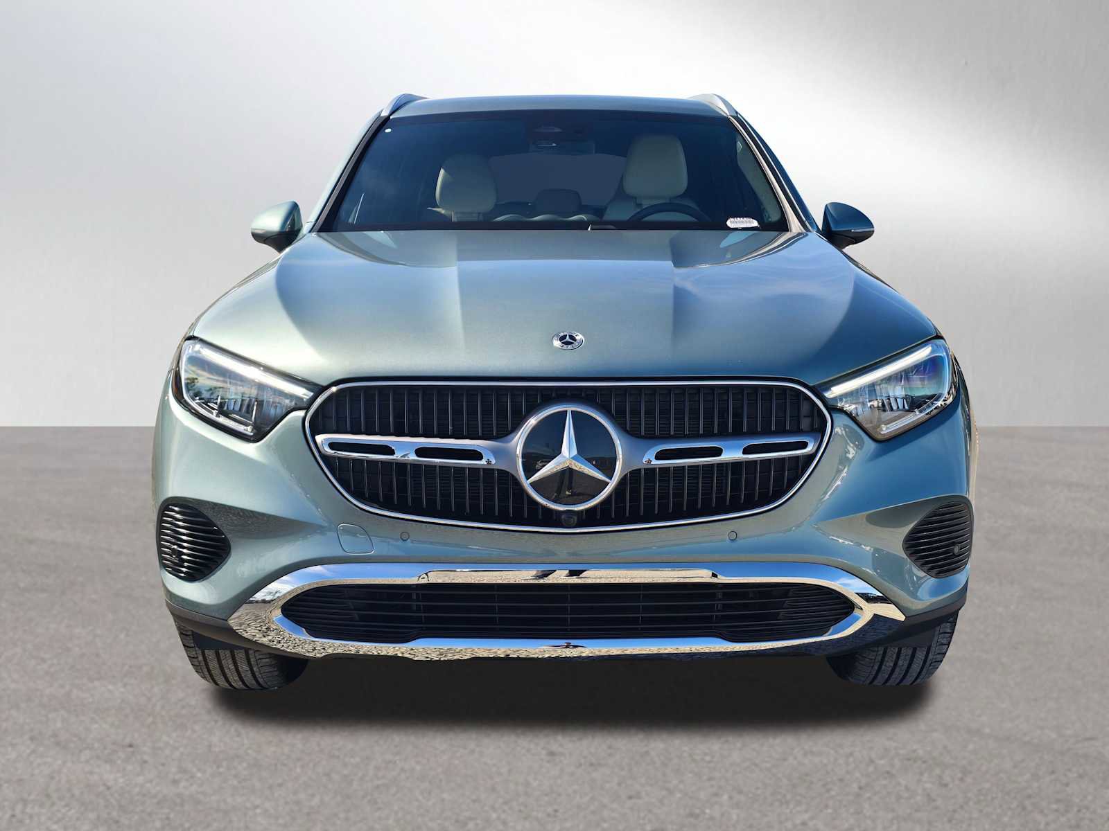 Used 2026 Mercedes-Benz GLC 300 image 8