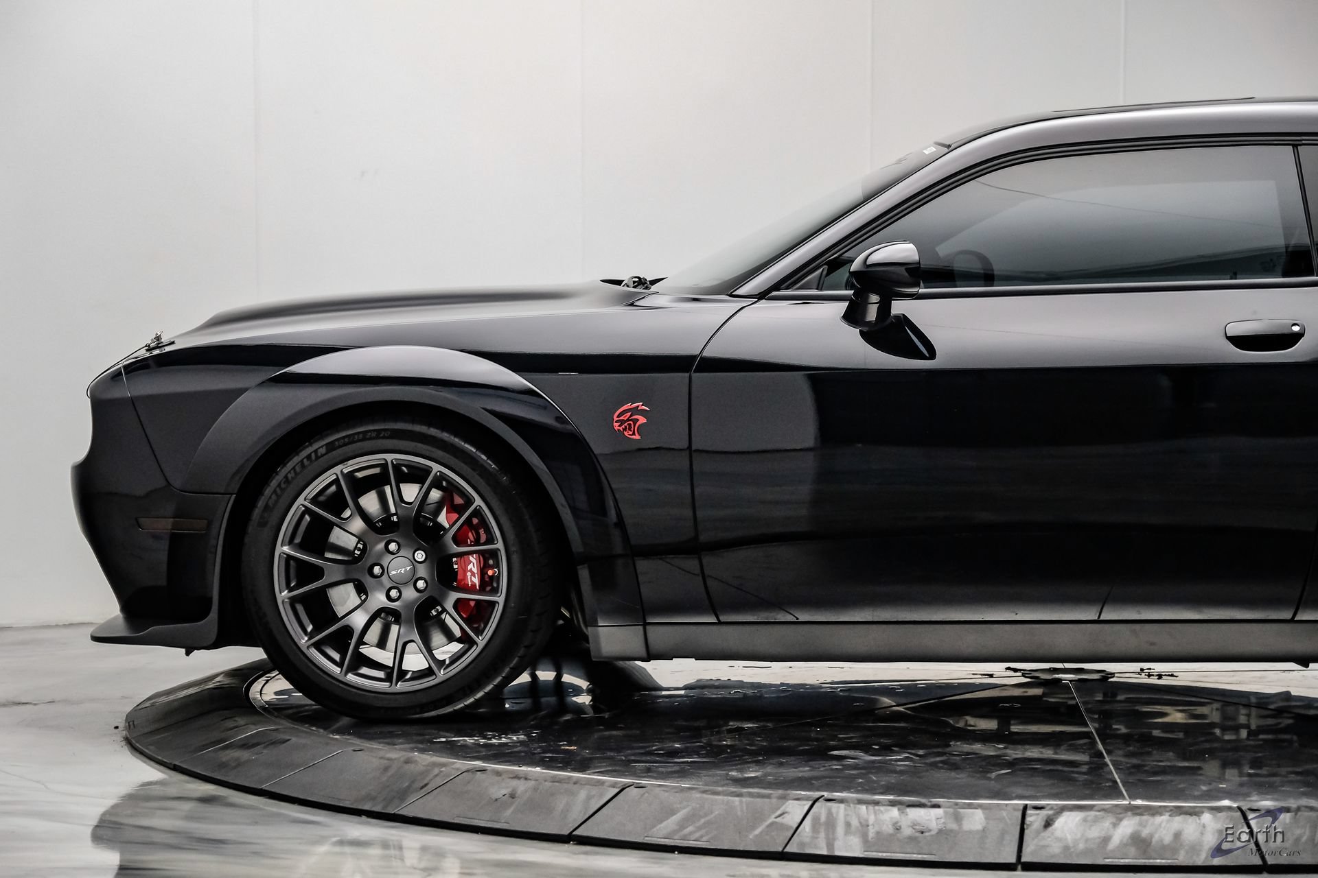 Used 2022 Dodge Challenger SRT Hellcat RWD image 10