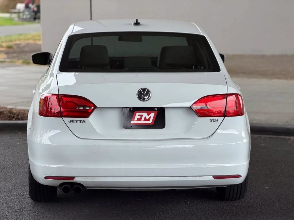 Used 2014 Volkswagen Jetta TDI FWD image 7