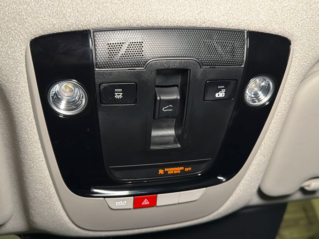 Certified 2023 Kia Niro Wave FWD image 30