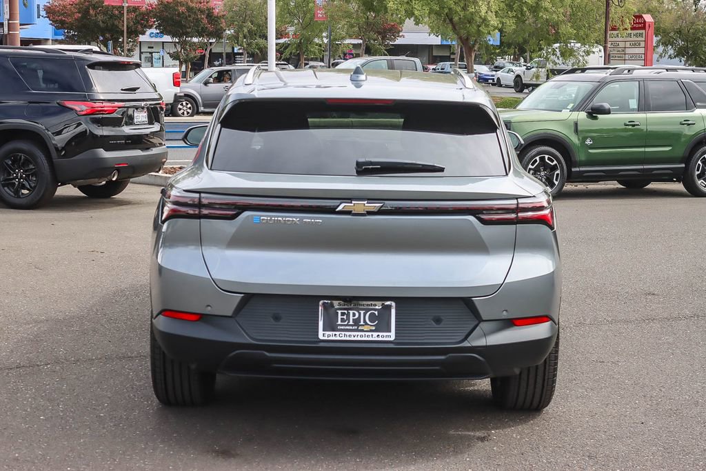 New 2026 Chevrolet Equinox EV LT image 3
