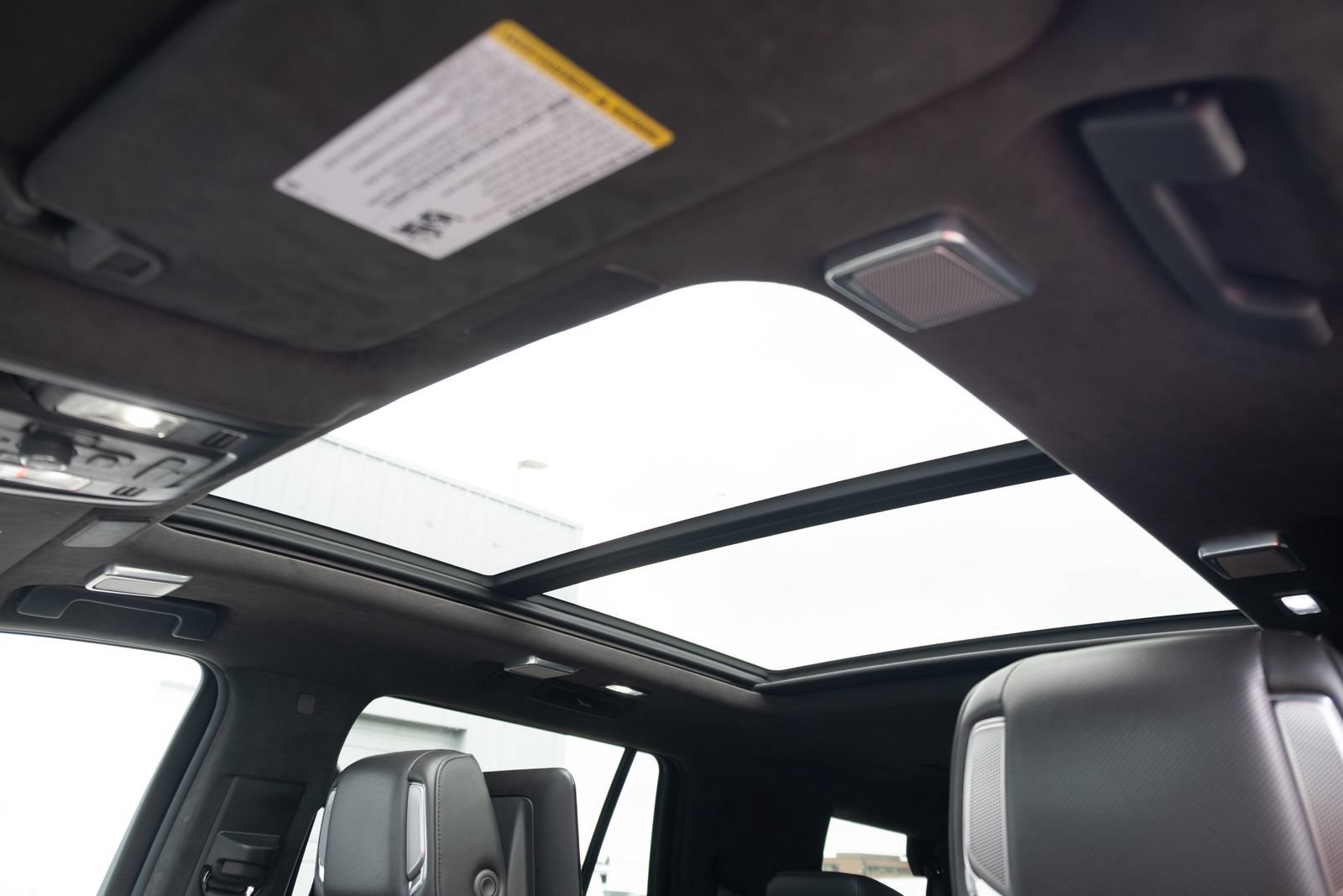 Used 2022 Cadillac Escalade Sport Platinum AWD/4WD image 13