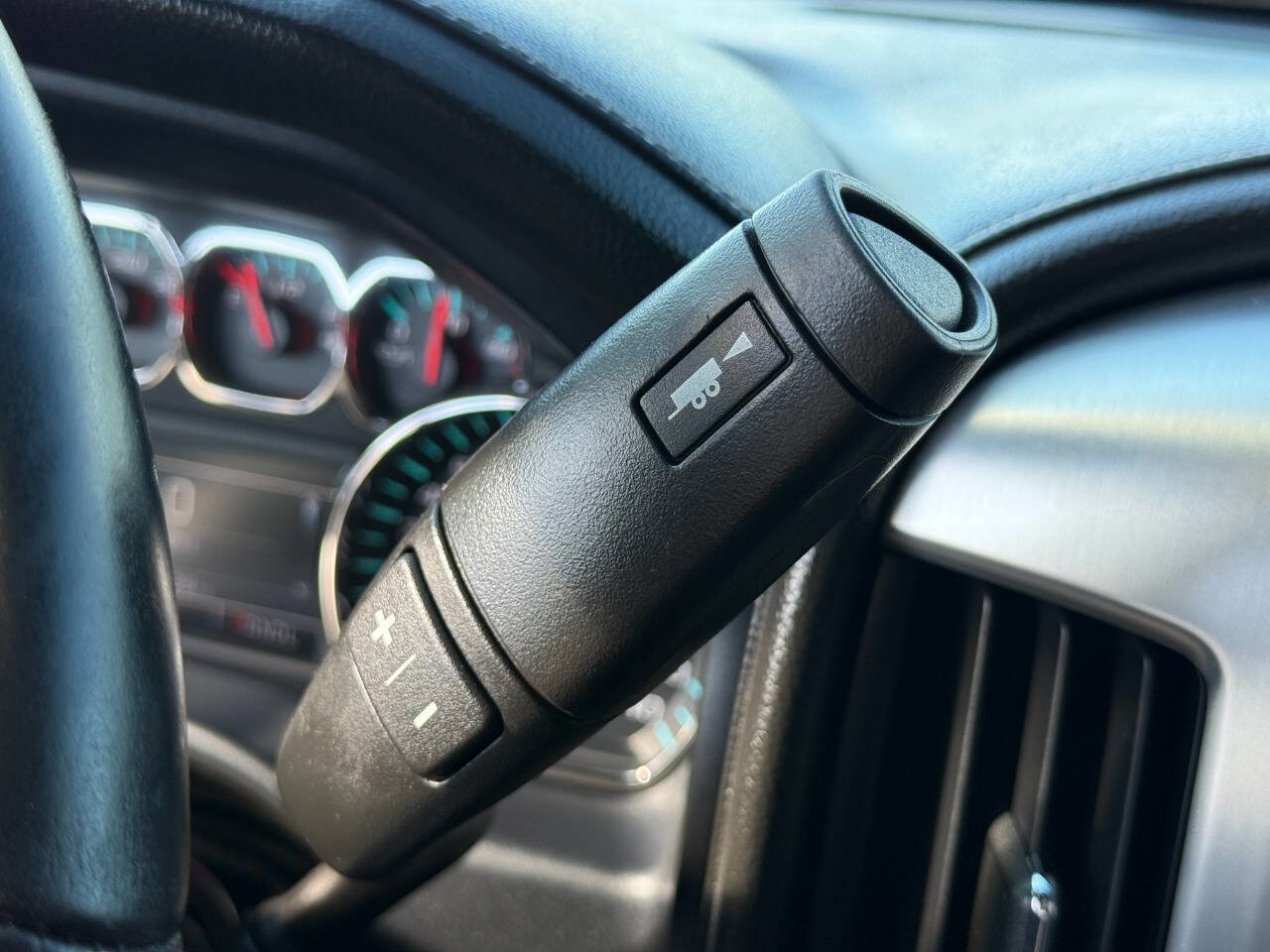 Used 2017 GMC Sierra 1500 SLE w/ SLE Value Package image 20