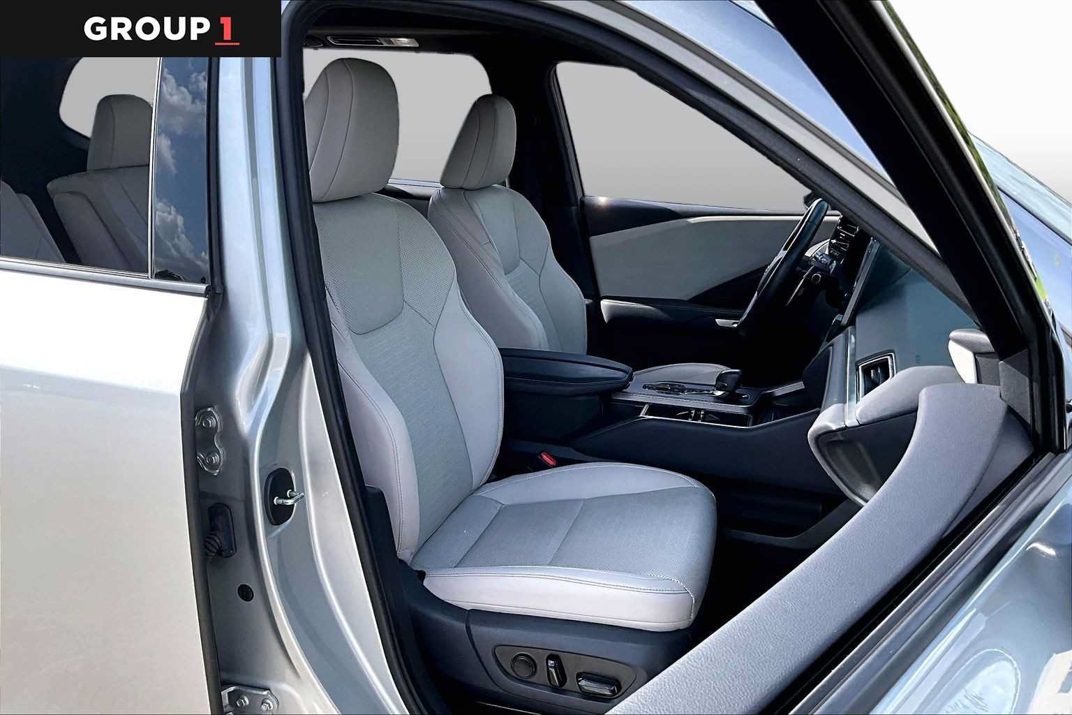 Used 2024 Lexus TX 350 AWD w/ Captains Chair Package image 8
