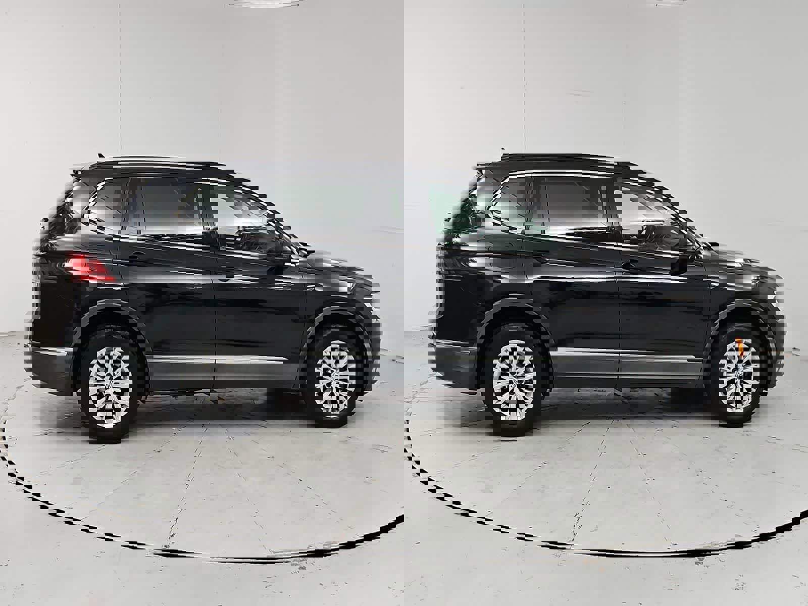 Used 2018 Volkswagen Tiguan SE image 7