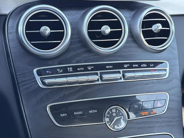 Used 2019 Mercedes-Benz C 300 Sedan image 23