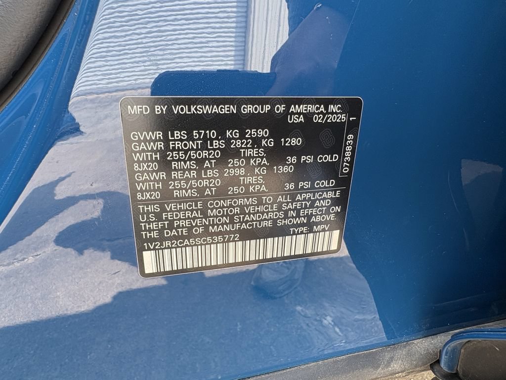Used 2025 Volkswagen Atlas SE FWD image 30
