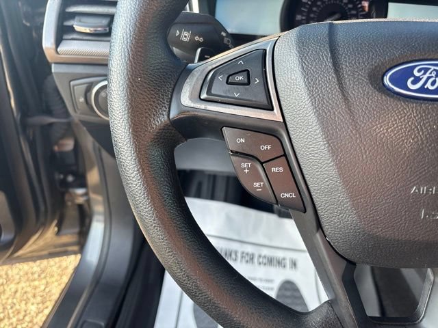 Used 2019 Ford Fusion SE FWD image 16