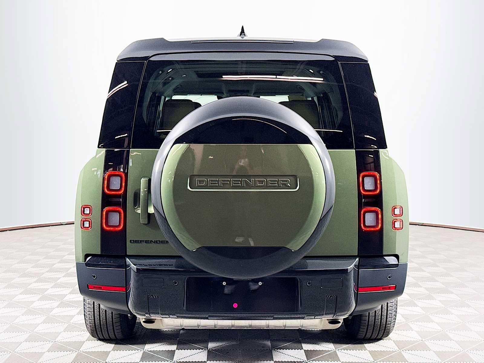 Used 2026 Land Rover Defender 130 S AWD/4WD image 6