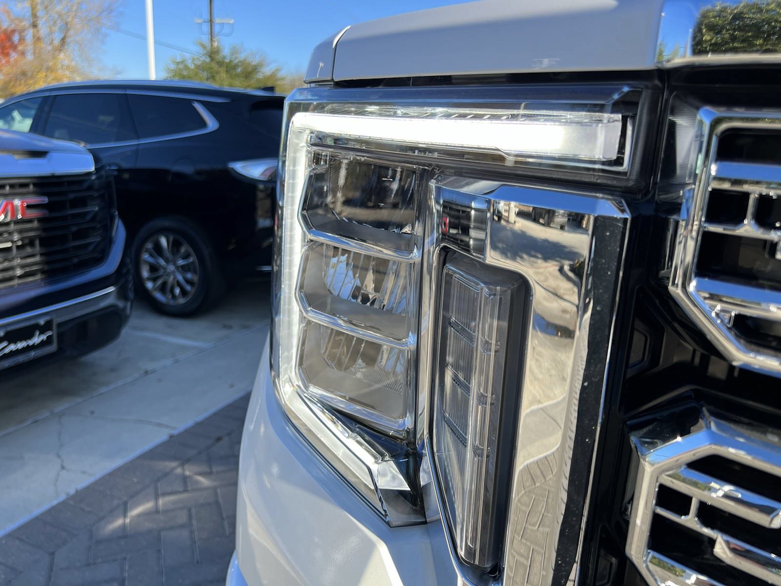 New 2023 GMC Sierra 3500 Denali w/ Denali Ultimate Package AWD/4WD image 30