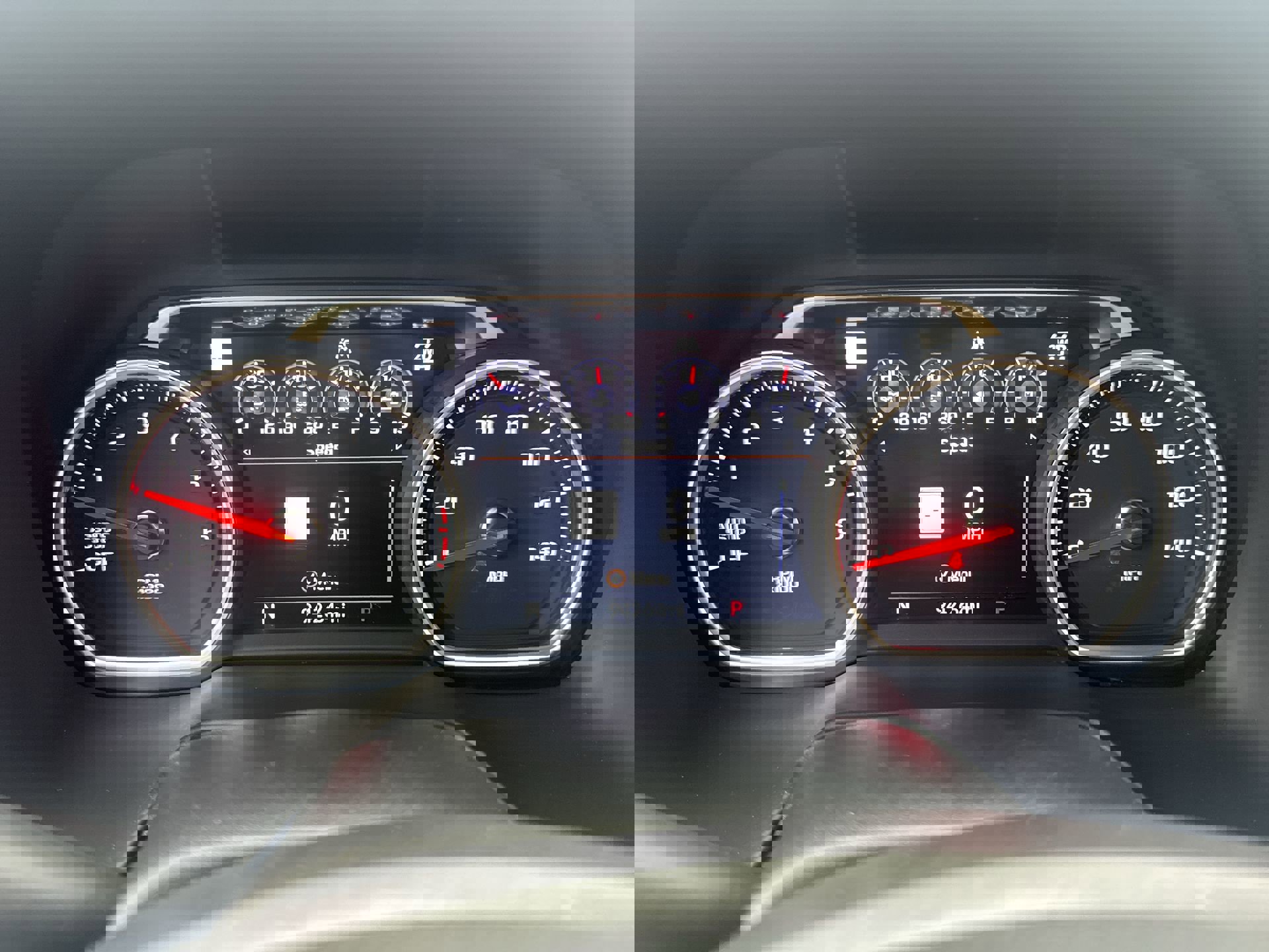 Used 2021 Chevrolet Suburban Premier image 15