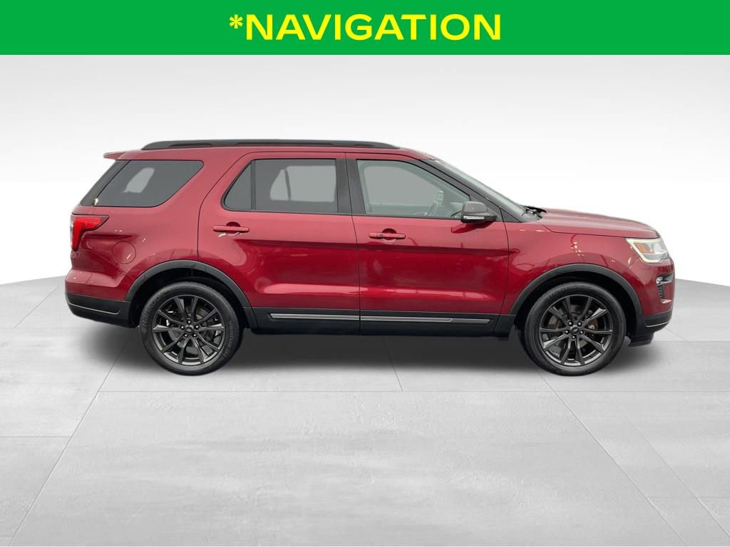 Used 2019 Ford Explorer XLT w/ Equipment Group 202A image 6