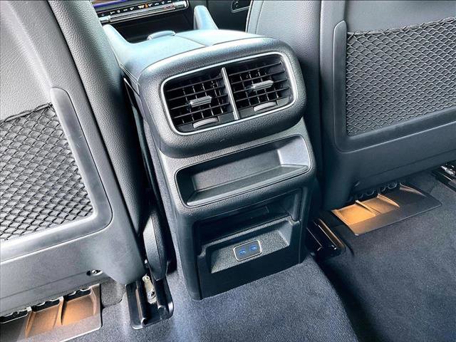 Used 2025 Mercedes-Benz GLE 350 4MATIC image 25