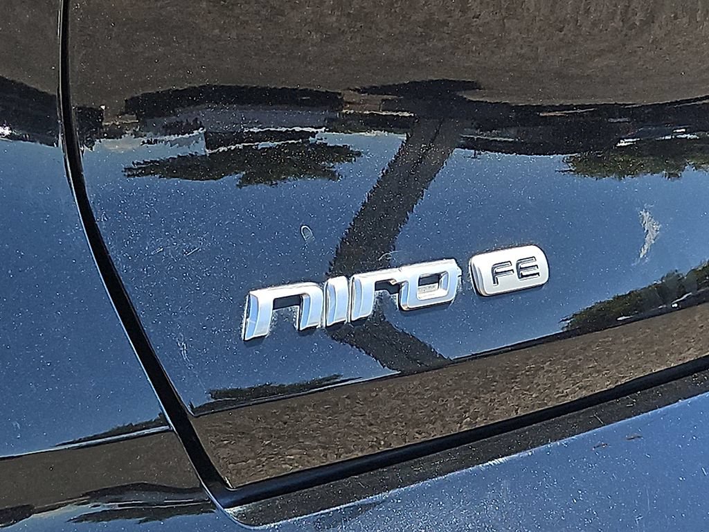 Used 2020 Kia Niro LX FWD image 10