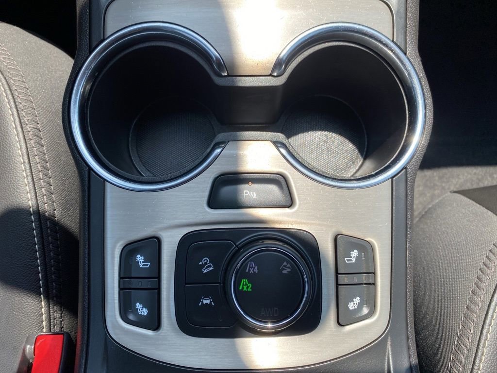 Used 2023 GMC Terrain Denali image 13