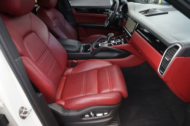 Used 2019 Porsche Cayenne AWD/4WD image 19
