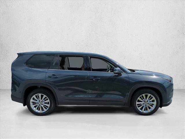 Used 2025 Toyota Grand Highlander AWD image 4