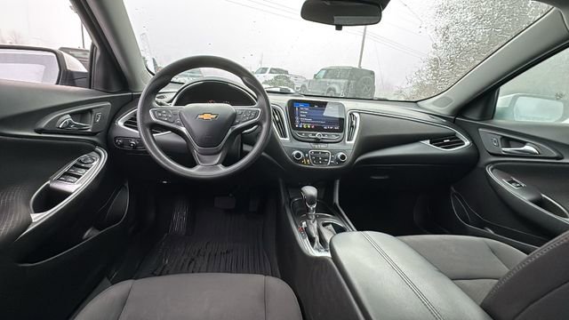 Used 2023 Chevrolet Malibu LT image 8