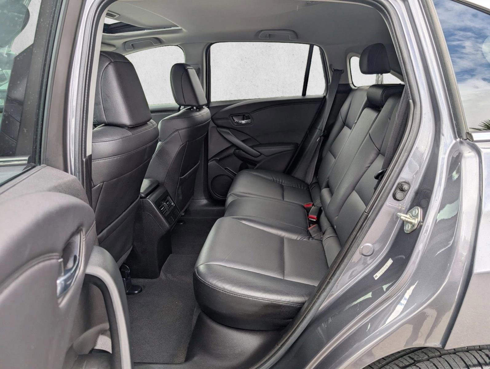 Used 2018 Acura RDX AWD image 16