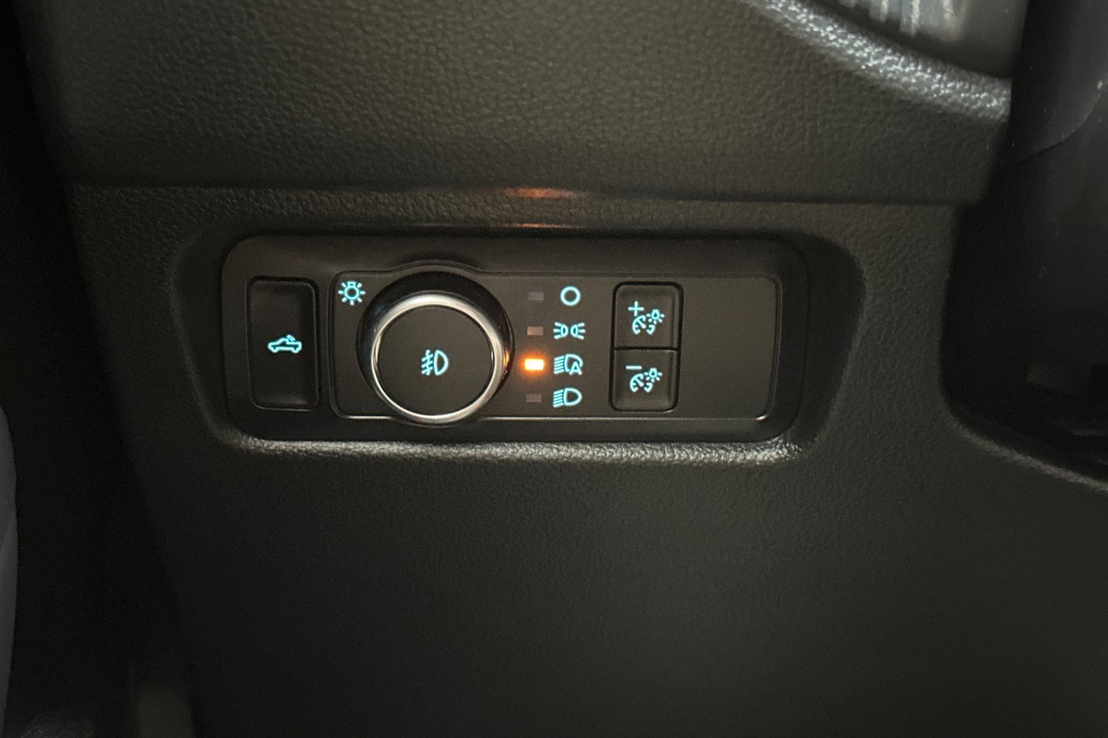 Used 2025 Ford Ranger XLT w/ Equipment Group 301A High image 33