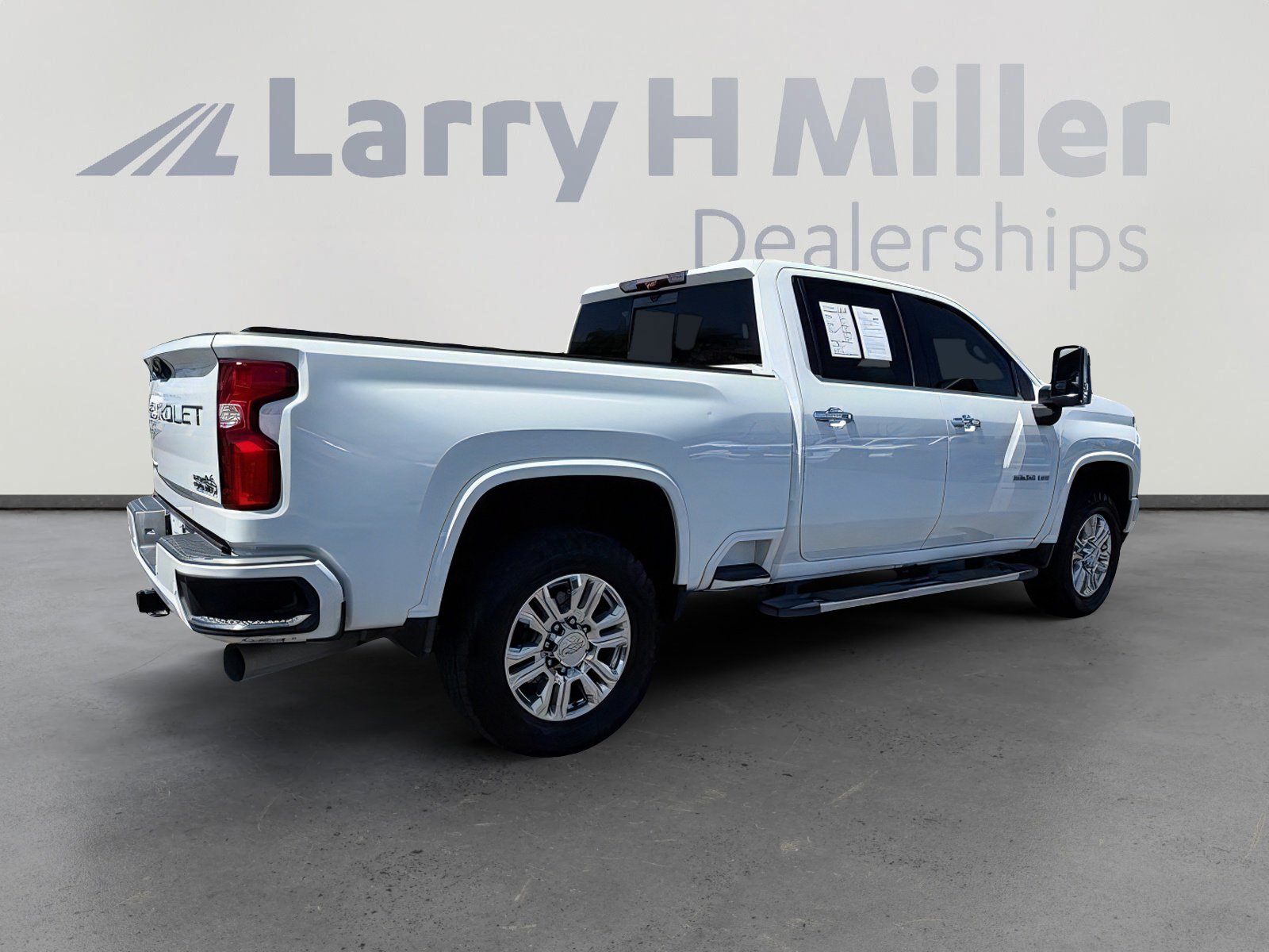 Used 2020 Chevrolet Silverado 3500 High Country w/ Z71 Off-Road Package AWD/4WD image 6