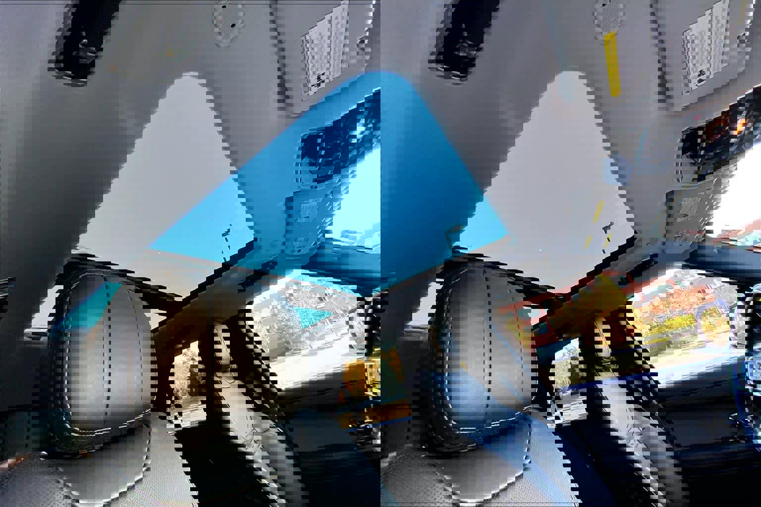 Used 2024 Land Rover Range Rover Sport SE image 13